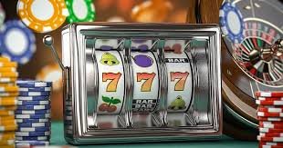 lucky789 မိုဘိုင်းအက်ပ် Sports Betting Myanmar National League Esports ဂိမ်းများ ဖုန်းမှ ကစားနေသောမြင်ကွင်း